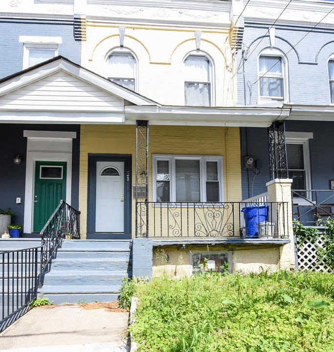 1st image of 221 W Duval St