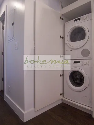 Rented by Bohemia Realty Group | media 32