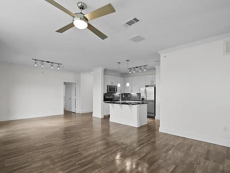Floor Plan 6 Ceiling Fan | Conroe Apartments | The Towers Woodland Floor Plan 6 Ceiling Fan | Conroe Apartments | The Towers Woodland