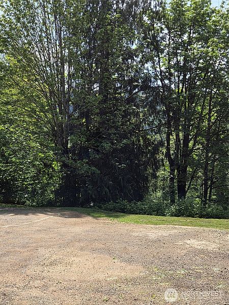 3rd image of 198 Cherry Lane