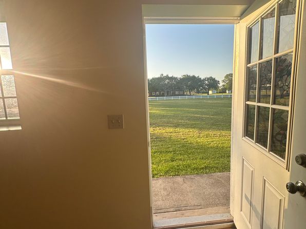 6911 Kari Ln #100