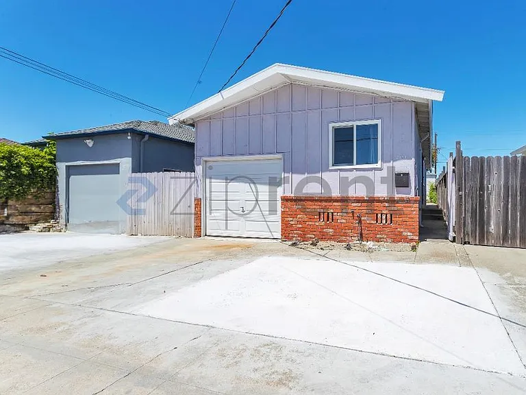 2121 Esmond Ave — Photo 2