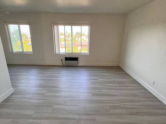5th image of 743 S Magnolia Ave #83
