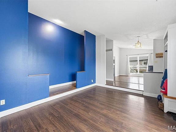 4th image of 7207 Tall Oak Ct