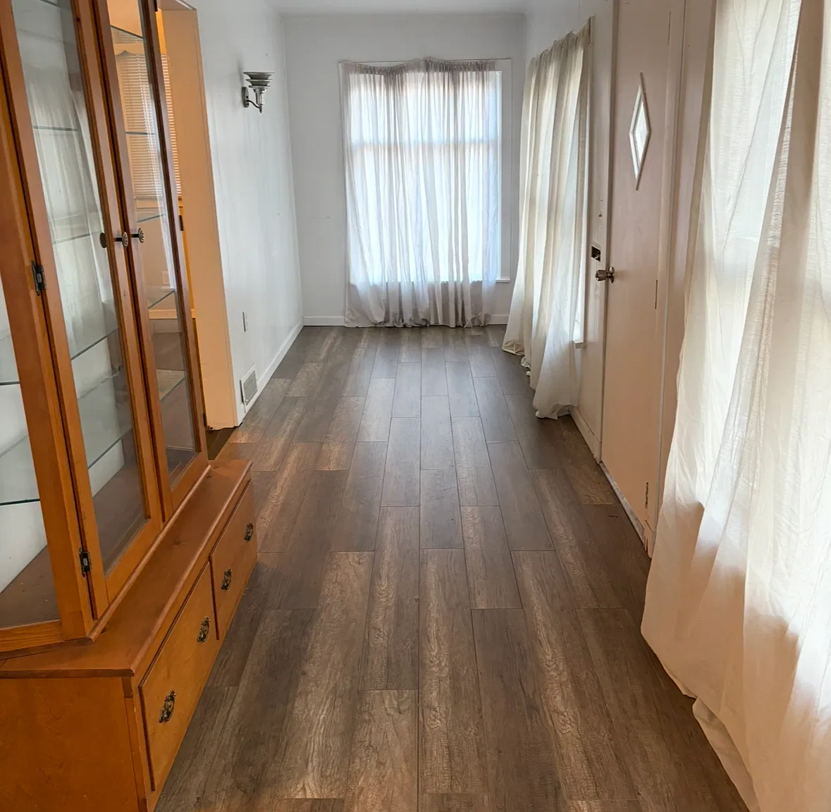 1 bed, 1082 sqft, $925 — Photo 4