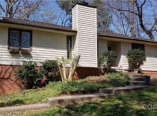 5234 Stephen Ln, Hickory, NC 28602