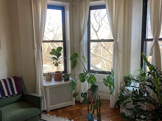 Rented by Garfield Realty  | media 36