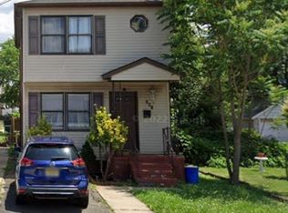304 Pershing Ave, Carteret, NJ 07008