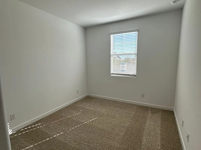 3228 W Morning Vista Ln — Photo 21