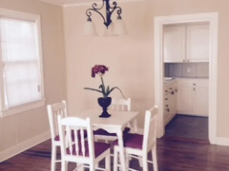 340 Woody Dr — Photo 3