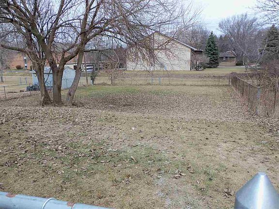 2nd image of 2524 Heritage Ct