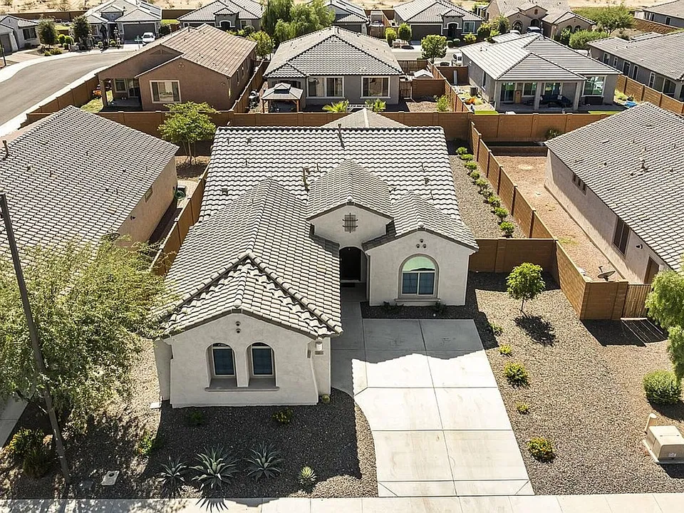 25915 W Quail Ave