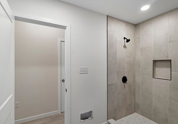 4th image of 2041 N 8th St #A