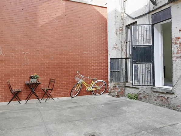 139 Norfolk Street image 1 of 4