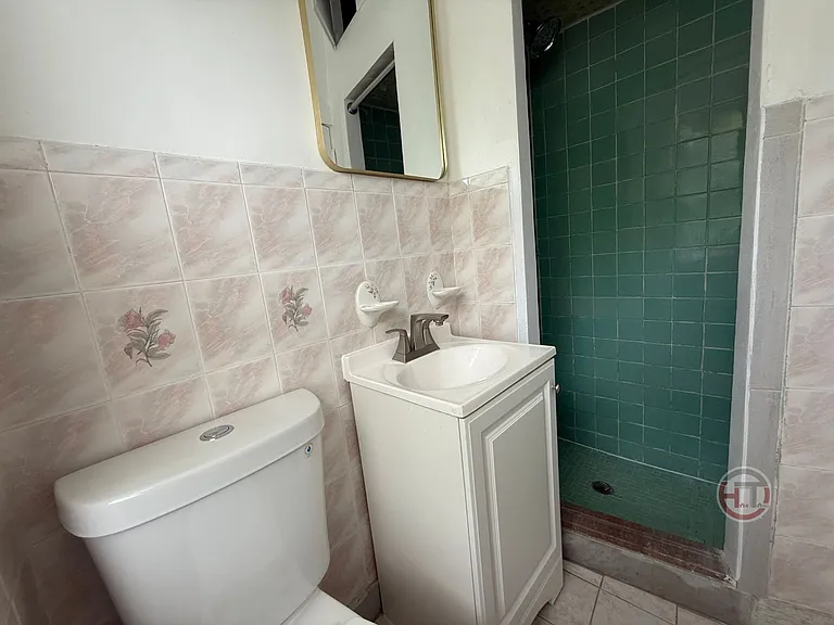 1537 McDonald St #3 — Photo 3