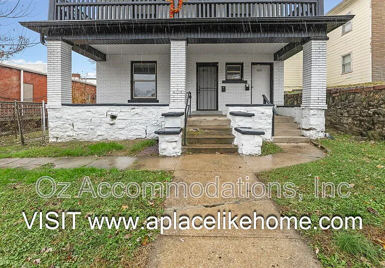 3523 Saint John Ave — Photo 2