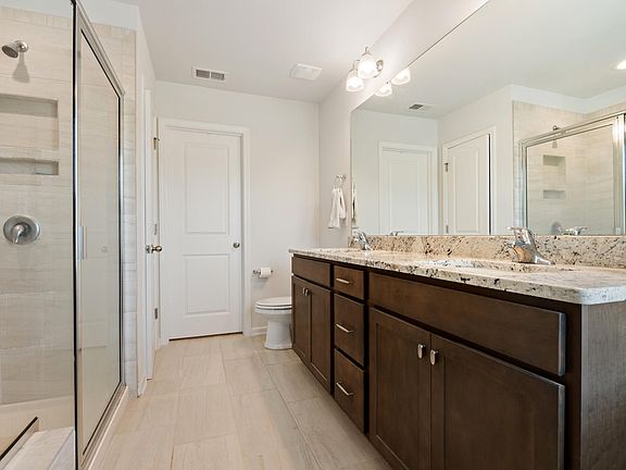 4th image of 1404 Compass Dr