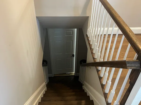 (undisclosed Address), Massapequa, NY 11758