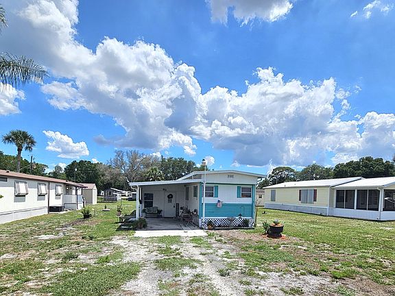 3rd image of 17408 Broadwing Lane