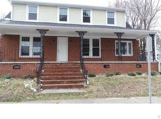 317 W Rockspring St, Henderson, NC 27536