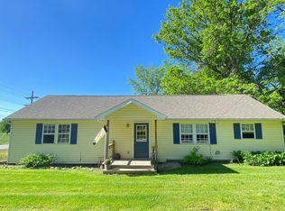 223 N West St, Cameron, MO 64429