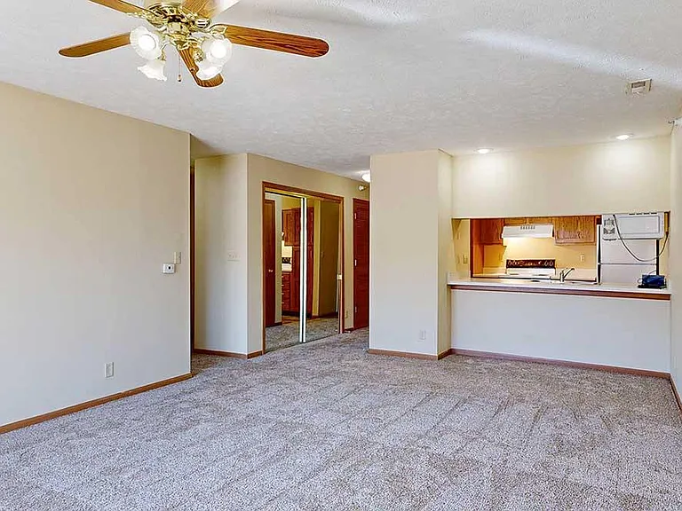 Pine Lake Heights Apartments — Photo 68