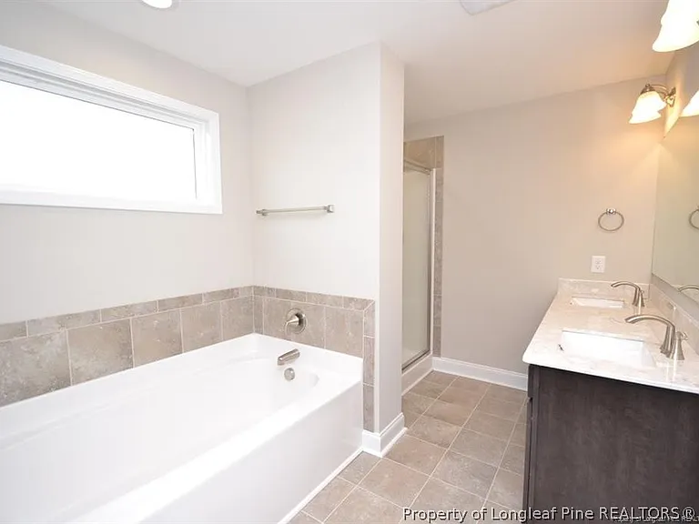 5219 Riva Ridge Ln — Photo 17