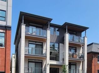 7 Monk St #8, Ottawa, ON K1S 3Y5