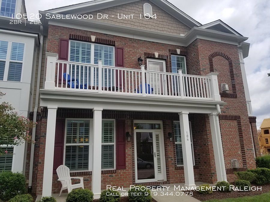 1st image of 10520 Sablewood Dr Unit 104