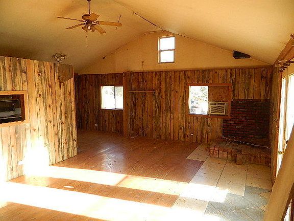 2nd image of 8 Dairy Ln