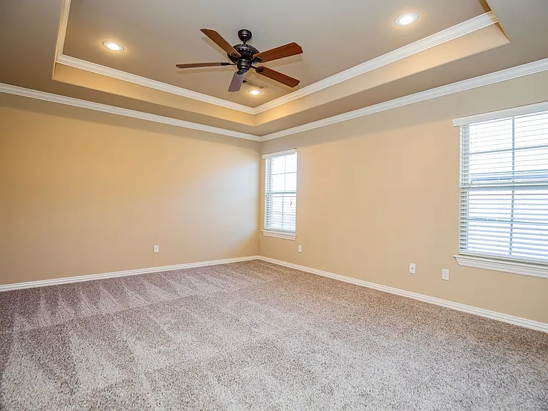 5319 Stockton Ave — Photo 13
