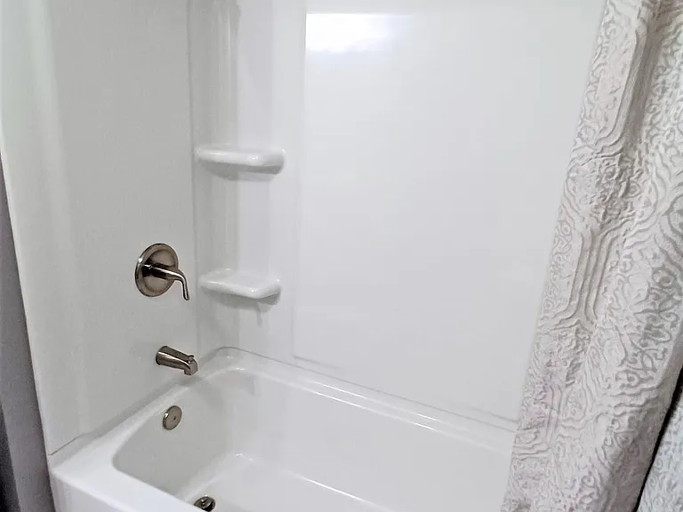 137 Hamilton Ave — Photo 11