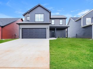 213 King Rd, Clarksville, TN 37042