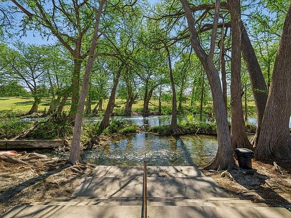 4th image of 730 E Mather Street