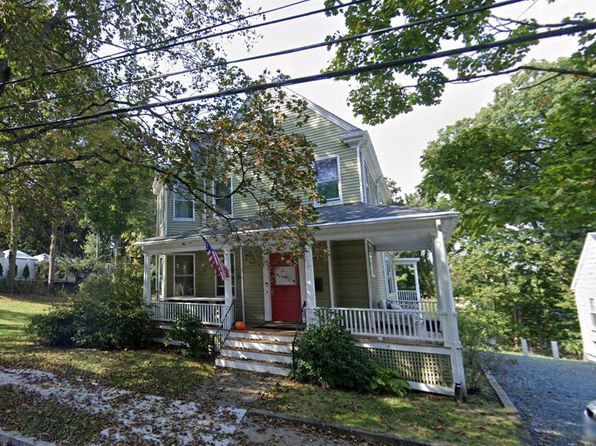305 Central St #1