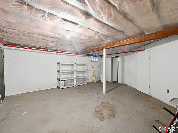 2nd image of 65 Old Windsor Rd