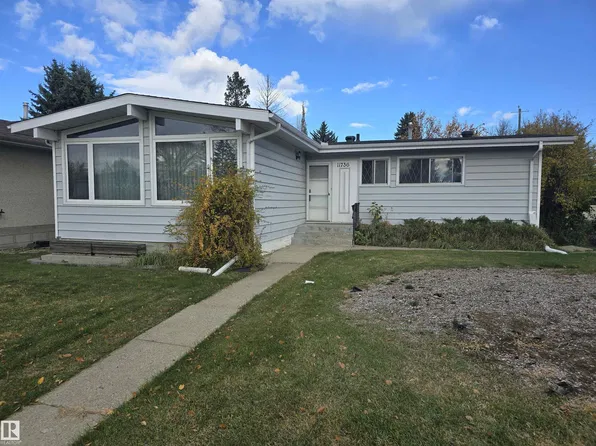 11736 43rd Ave NW, Edmonton, AB T6J 0Y7