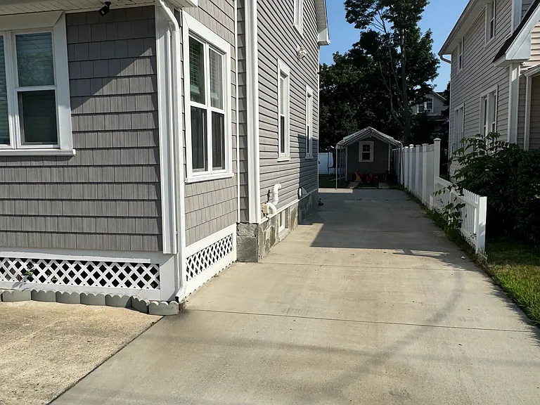 24 Jones St — Photo 29