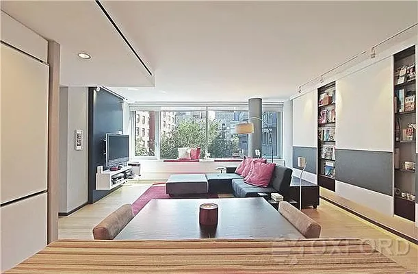 Rented by R New York | media 35