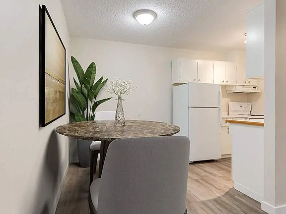 4th image of 35 Wood Lily Dr #202D