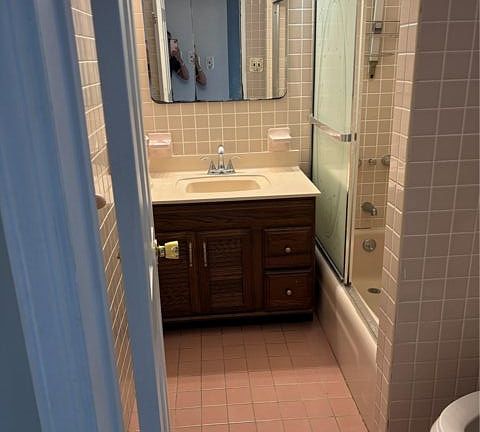 4th image of 261 Schenck Ave Floor 1