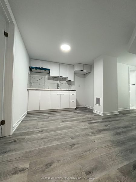 Toronto House for rent - 1 Bedroom in Toronto