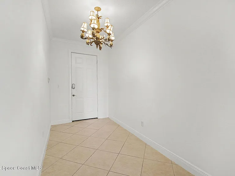 1437 Pineapple Ave #501 — Photo 5