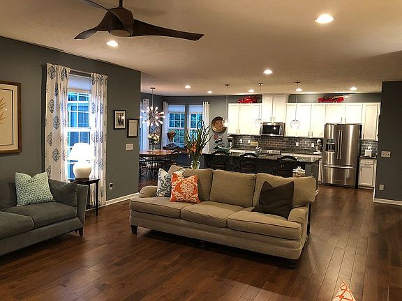5th image of 2458 Woodhawk Ln