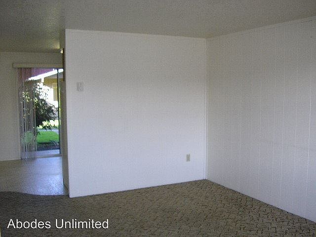 2nd image of 2712 NW Edenbower Blvd APT 5