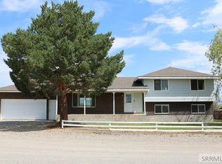176 Valley Ct, Challis, ID 83226