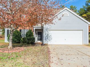 15905 White Barn Ct, Charlotte, NC 28273