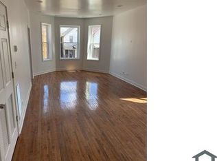 6400 S Eberhart Ave #1, Chicago, IL 60637