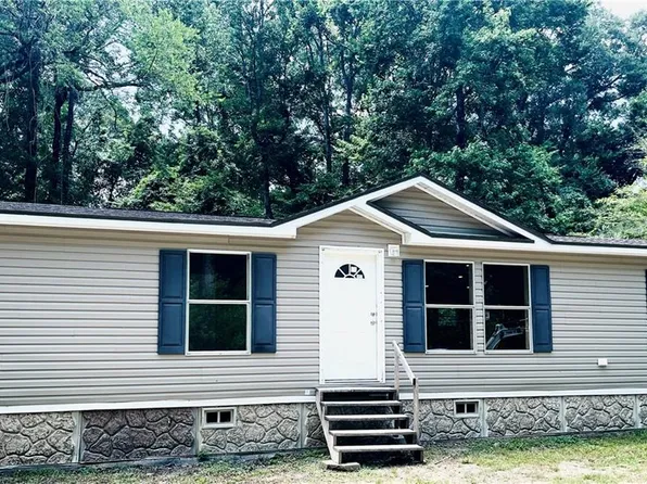 1030 Jasmine Ln, Ville Platte, LA 70586
