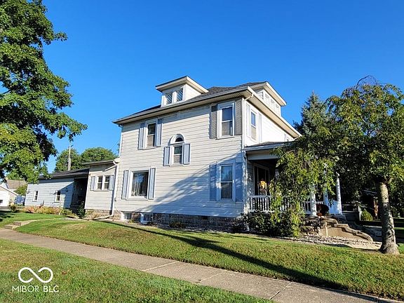 4th image of 1201 N Main St
